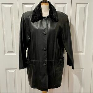 Di Capra Elegant Soft Black Leather Jacket with Removable Faux Fur Collar